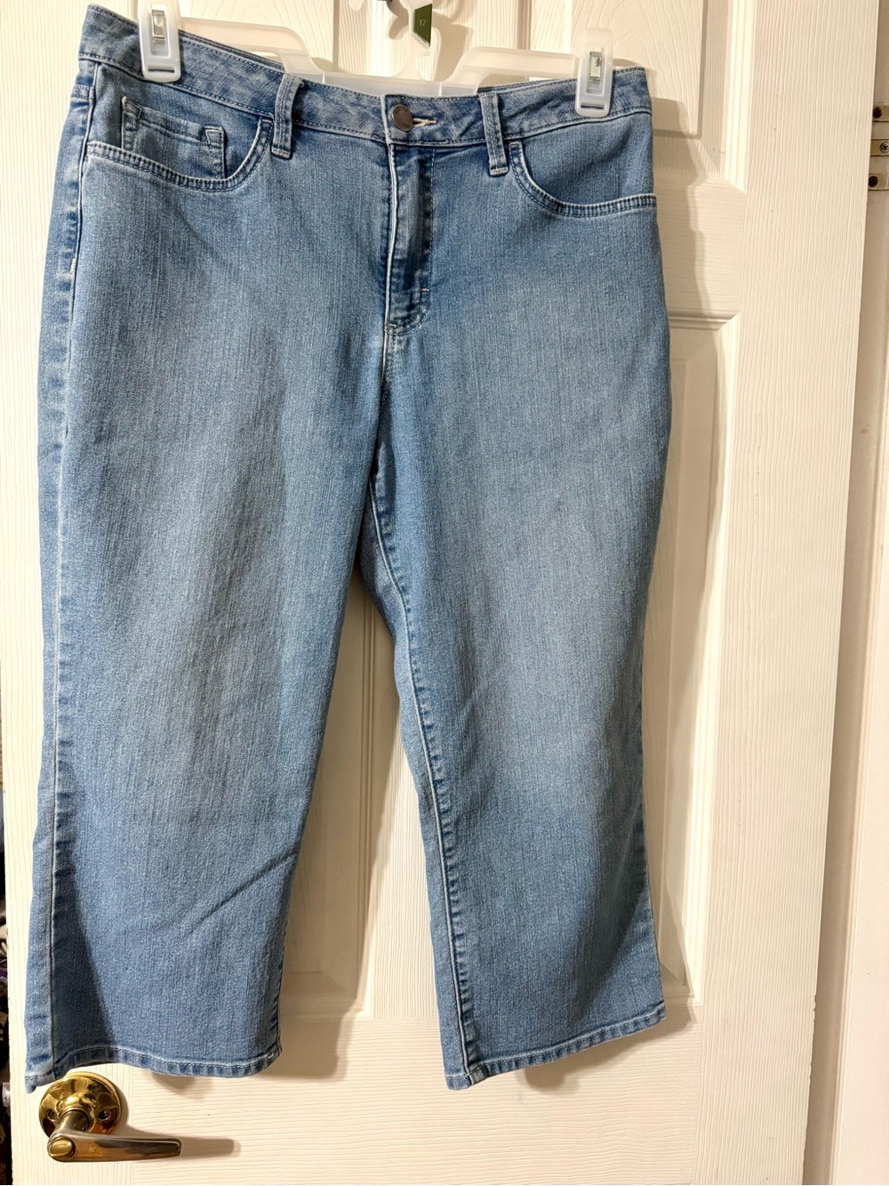 Riders by Lee Light Blue Denim Capris